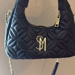 STEVE MADDEN BLACK BAG.